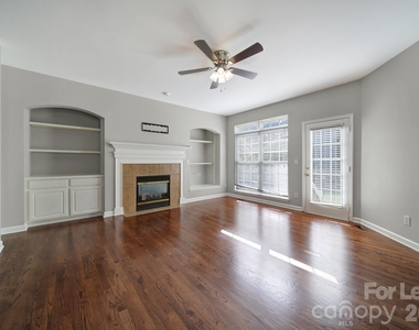 17224 Bridgeton Lane - Photo Thumbnail 10