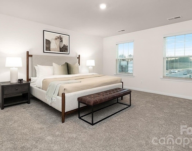 177 Logan Farms Drive - Photo Thumbnail 13