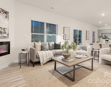 177 Logan Farms Drive - Photo Thumbnail 7