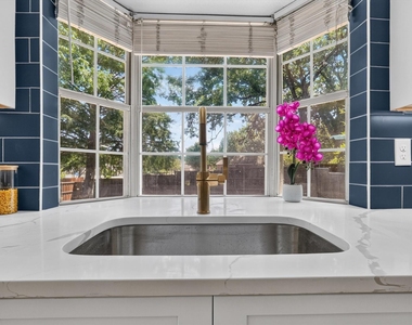 2687 Creekside Way - Photo Thumbnail 22