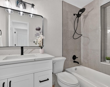 2687 Creekside Way - Photo Thumbnail 21