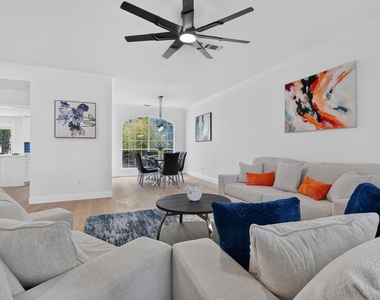 2687 Creekside Way - Photo Thumbnail 7
