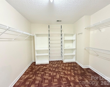 6924 Long Needles Drive - Photo Thumbnail 13