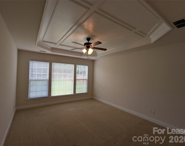 10787 Nw Edgepine Lane - Photo Thumbnail 8