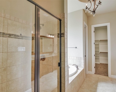3100 White Horse Court - Photo Thumbnail 18