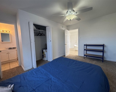 1415 Sewell Street - Photo Thumbnail 4