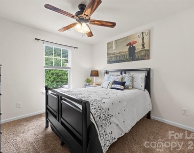 1435 Harpers Inlet Drive - Photo Thumbnail 21