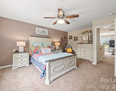 1435 Harpers Inlet Drive - Photo Thumbnail 28