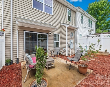 1435 Harpers Inlet Drive - Photo Thumbnail 31