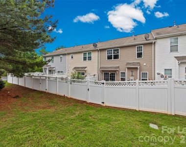 1435 Harpers Inlet Drive - Photo Thumbnail 33
