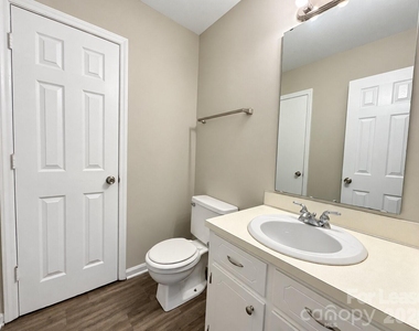 7613 Lancashire Drive - Photo Thumbnail 6