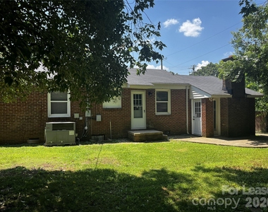 2213 Shamrock Drive - Photo Thumbnail 24