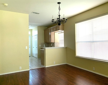 11406 Fountainbridge Drive - Photo Thumbnail 16