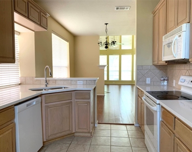 11406 Fountainbridge Drive - Photo Thumbnail 10