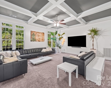 415 Fischer Road - Photo Thumbnail 11
