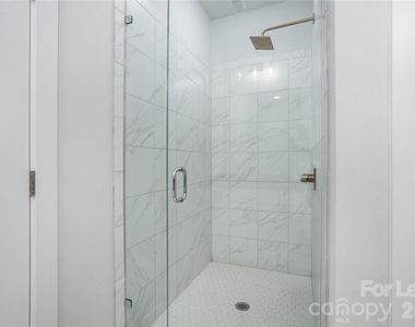 1622 Nandina Corners Alley - Photo Thumbnail 17