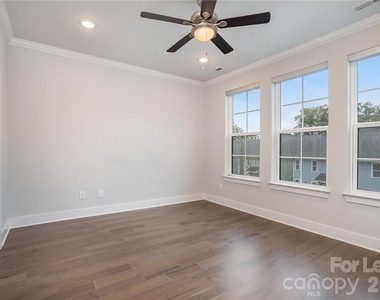 1622 Nandina Corners Alley - Photo Thumbnail 14