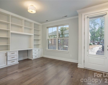 1622 Nandina Corners Alley - Photo Thumbnail 3