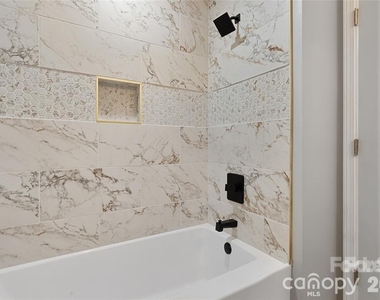 7 Browndale Road - Photo Thumbnail 12