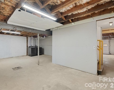 7 Browndale Road - Photo Thumbnail 17