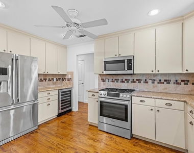 4118 Park Lane - Photo Thumbnail 6