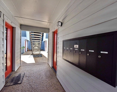 4033 Gilbert Avenue - Photo Thumbnail 18