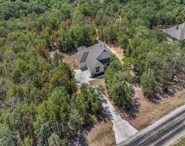 183 Graystone Drive - Photo Thumbnail 38