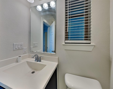 2727 Flowering Peach Lane - Photo Thumbnail 12