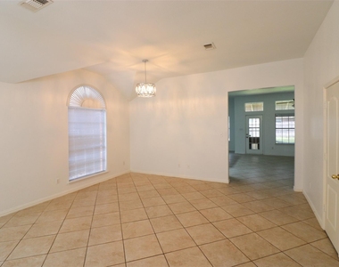 6100 Harwood Crossing Drive - Photo Thumbnail 6