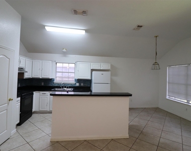 6100 Harwood Crossing Drive - Photo Thumbnail 2