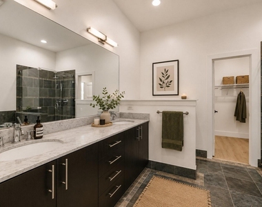 3200 Thomas Avenue - Photo Thumbnail 12