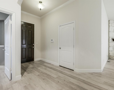 1605 Falconet Court - Photo Thumbnail 4