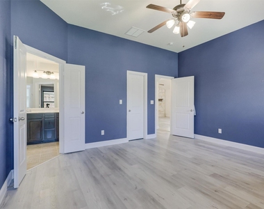 1605 Falconet Court - Photo Thumbnail 26