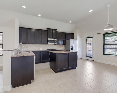 1605 Falconet Court - Photo Thumbnail 24