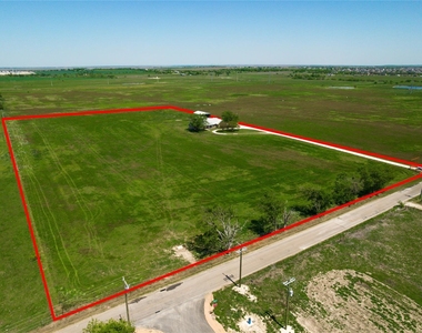 9518 County Road 913 - Photo Thumbnail 34