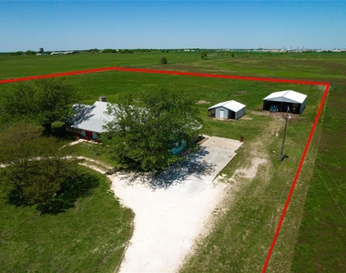 9518 County Road 913 - Photo Thumbnail 36