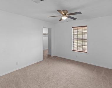 9518 County Road 913 - Photo Thumbnail 15