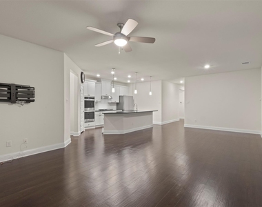 8028 Hickory Branch Drive - Photo Thumbnail 7