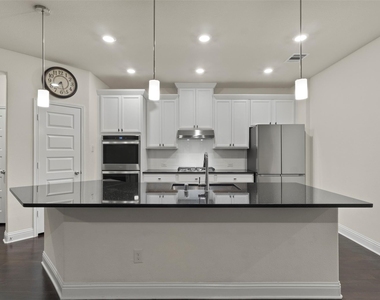 8028 Hickory Branch Drive - Photo Thumbnail 9