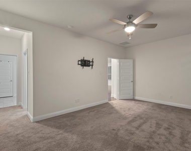8028 Hickory Branch Drive - Photo Thumbnail 13