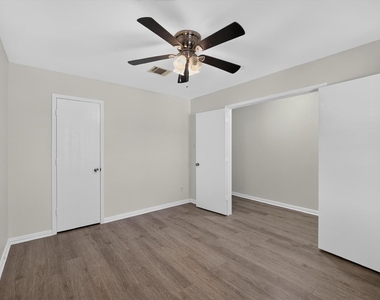 9605 Woodrow Wilson Drive - Photo Thumbnail 14