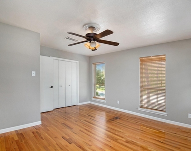 6509 Ponderosa Lane - Photo Thumbnail 13