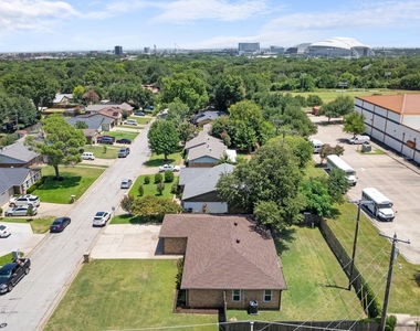 414 Hallmark Drive - Photo Thumbnail 37
