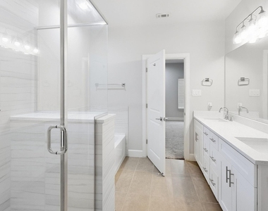5713 Woodlands Drive - Photo Thumbnail 6