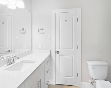 5713 Woodlands Drive - Photo Thumbnail 11