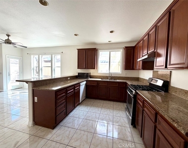 14561 Baylor - Photo Thumbnail 9