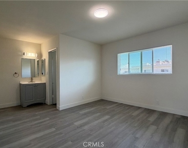 1831 Garvey Avenue - Photo Thumbnail 3