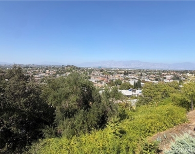 1831 Garvey Avenue - Photo Thumbnail 9