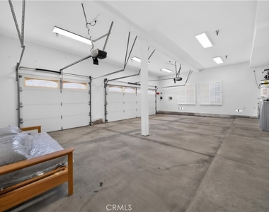 788 Manley Drive - Photo Thumbnail 4