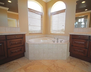 6294 Canary Street - Photo Thumbnail 28